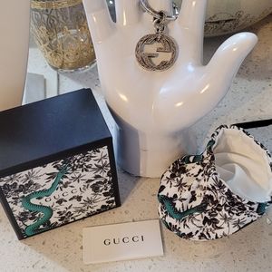 New Authentic never used Sterling silver gucci logo key ring